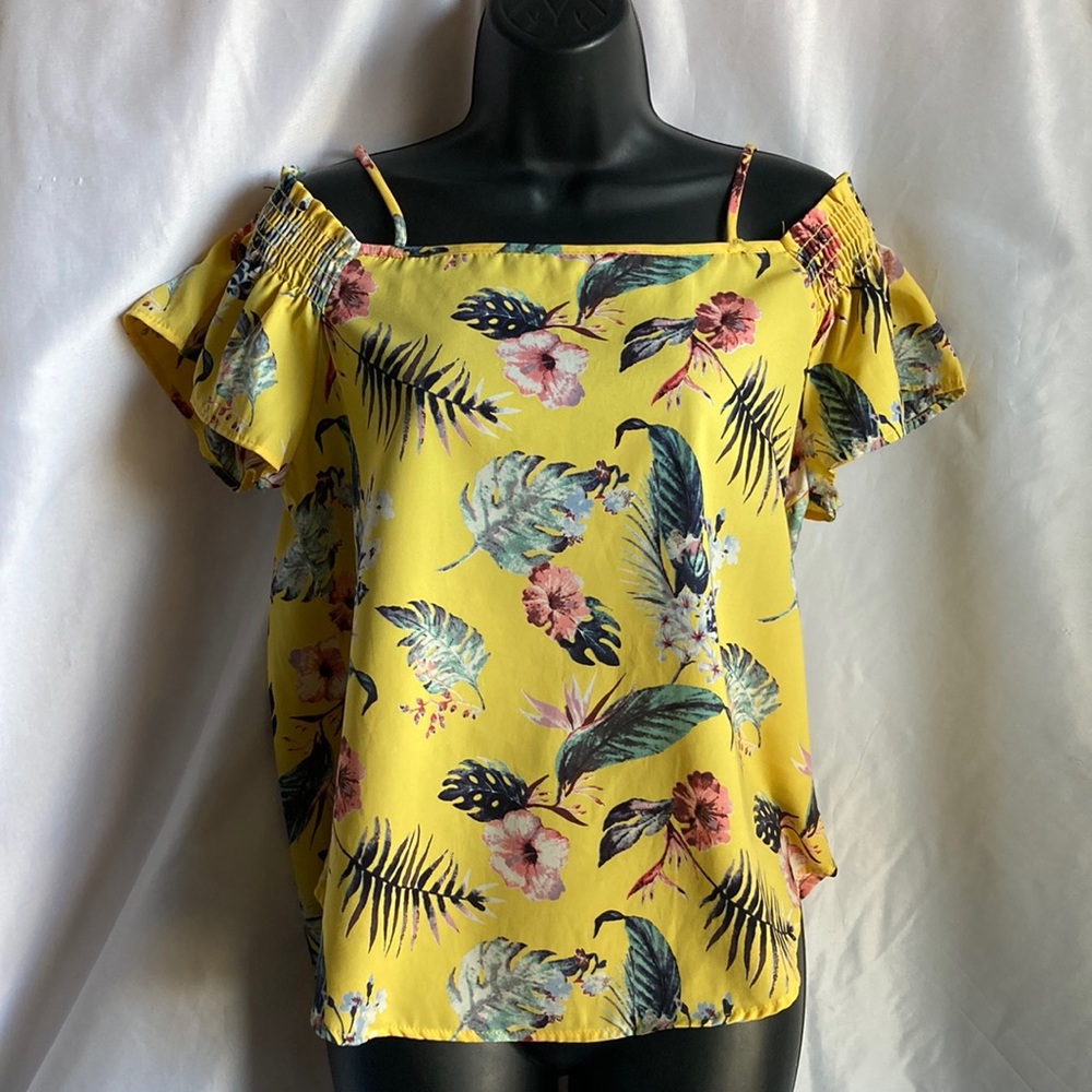 Hello Miss Yellow Floral Over-The-Shoulders Blouse Size Medium